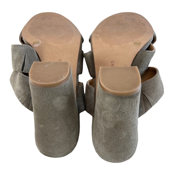 Lucky Brand Minna Suede Heel Size 8.5M - Picture 10 of 14